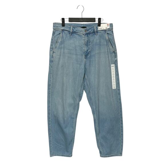 Uniqlo Relaxed Ankle Jeans NWT Women's Sz M Light Wash Academia Everyday Denim - Picture 2 of 8